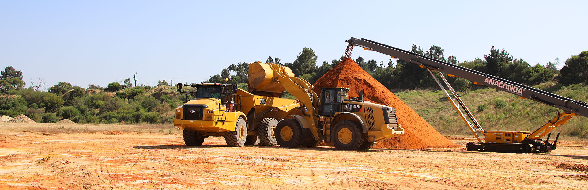 Langwarrin_Quarry_054-sand-plant-loading-packing-sand_1920x620